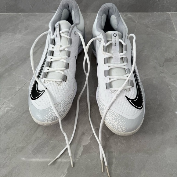 NWOT Men’s Nike Alpha Huarache Elite 4 Low Baseball Cleats FD2745-100 Size 10.5 - Picture 13 of 16